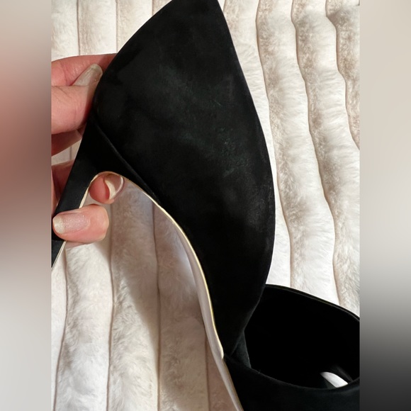 VINCE. PEEP TOE HEELS - Picture 6 of 12